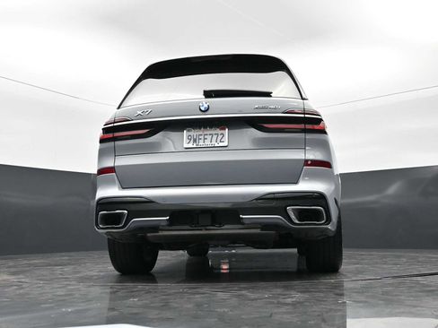 Used 2026 BMW X7 xDrive40i w/ Executive Package image 29