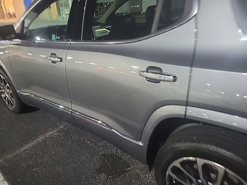 Used 2020 GMC Acadia Denali w/ Trailering Package image 17