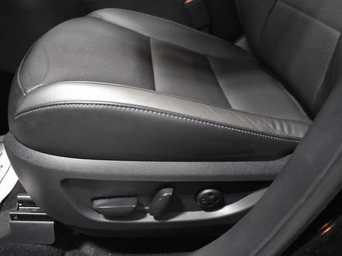 Used 2025 INFINITI QX55 Luxe w/ Cargo Package image 18