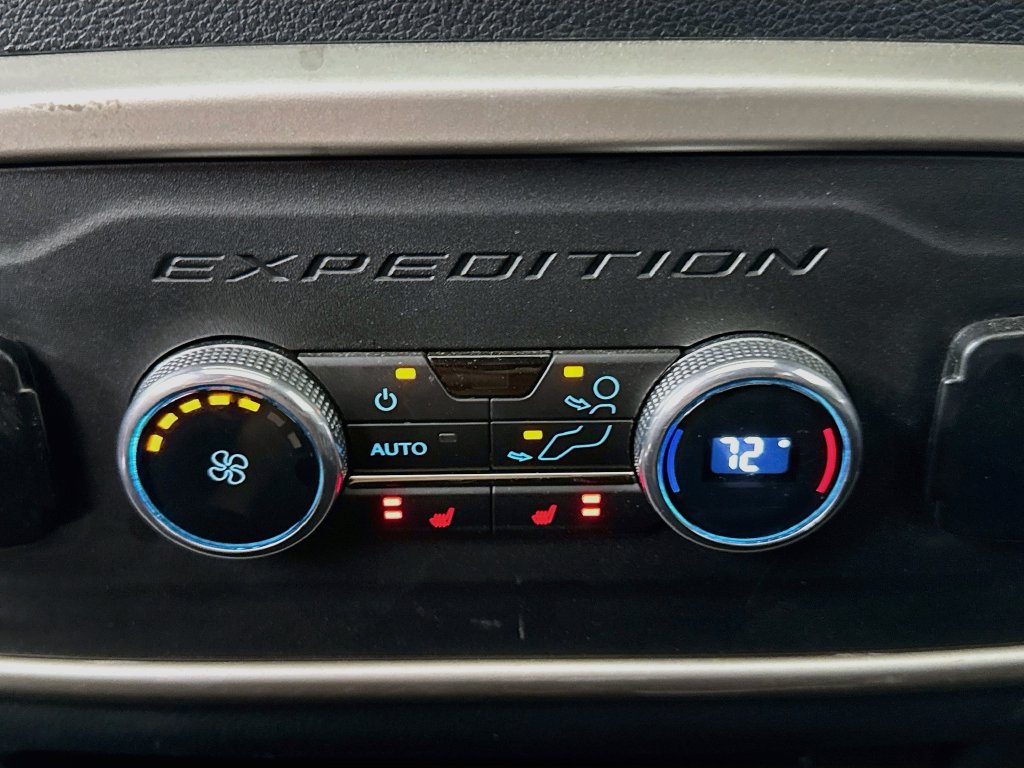 Used 2022 Ford Expedition Max Limited AWD/4WD image 26