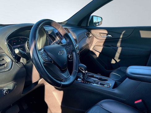 Certified 2022 Chevrolet Equinox RS w/ RS Leather Package image 13