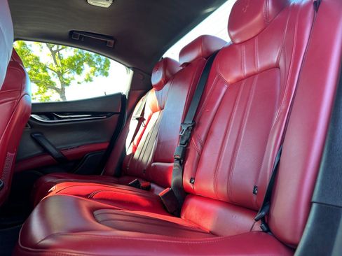 Used 2017 Maserati Ghibli S image 14
