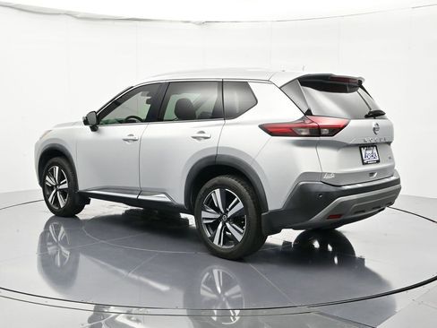 Used 2021 Nissan Rogue SL w/ Premium Package image 7