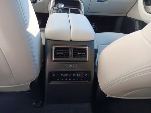 Certified 2025 MAZDA CX-90 Plug-In Hybrid w/ Premium Plus image 12