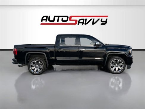 Used 2017 GMC Sierra 1500 Denali w/ Denali Ultimate Package image 8