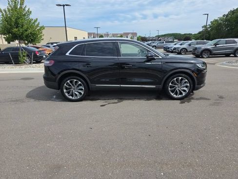 Used 2022 Lincoln Nautilus Reserve w/ Equipment Group 201A AWD/4WD image 8