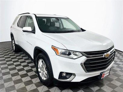 Used 2021 Chevrolet Traverse LT