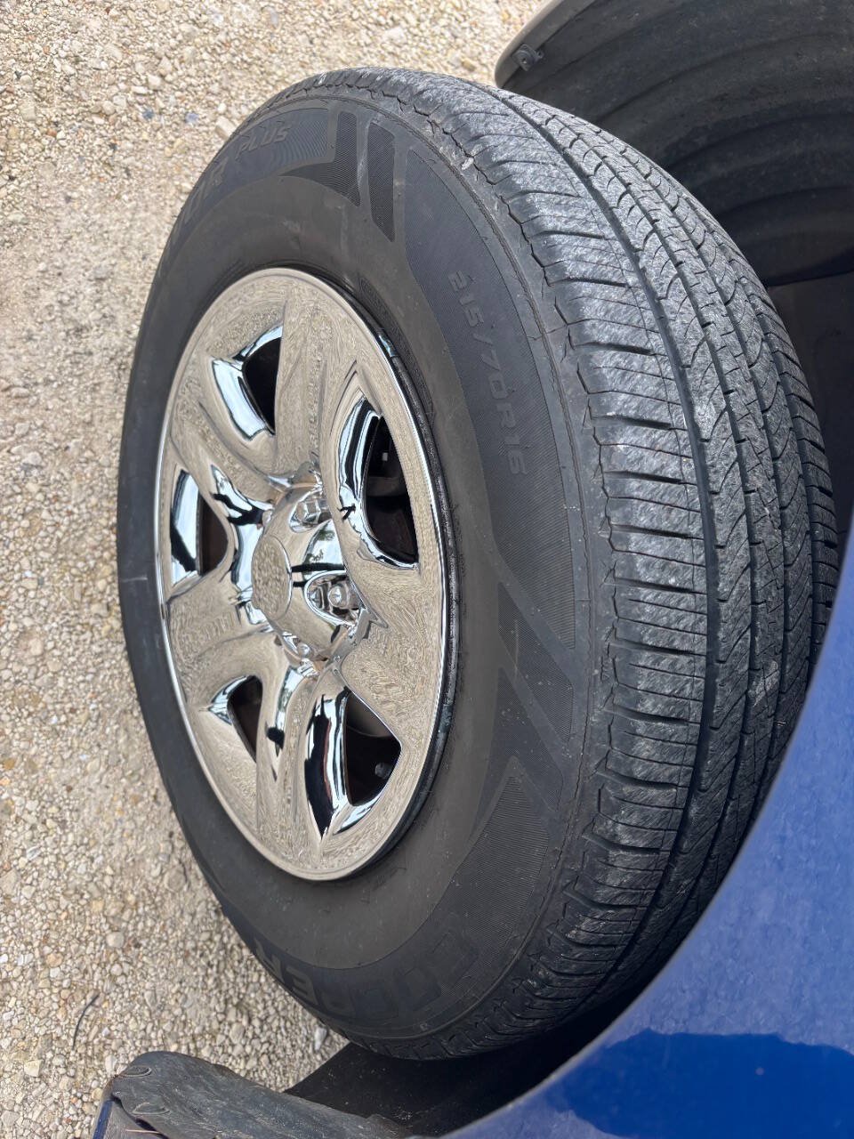 Used 2005 Toyota RAV4 4WD image 4