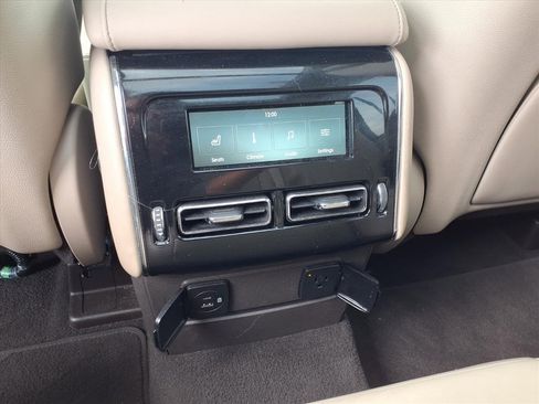 Used 2020 Lincoln Aviator Reserve w/ Equipment Group 201A image 16