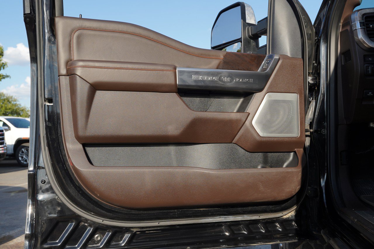 Used 2024 Ford F250 King Ranch w/ Chrome Package AWD/4WD image 19