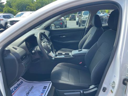 Used 2023 Nissan Sentra S w/ Electronics Package FWD image 10