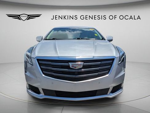 Used 2018 Cadillac XTS Luxury w/ Driver Awareness Package FWD image 2