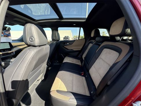 New 2026 Chevrolet Equinox ACTIV w/ Convenience Package III image 25