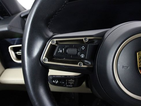 Used 2022 Porsche Taycan 4S image 14