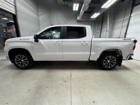 Used 2023 Chevrolet Silverado 1500 LT w/ Max Trailering Package AWD/4WD image 5