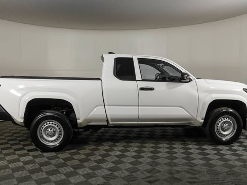 Used 2024 Toyota Tacoma SR RWD image 13