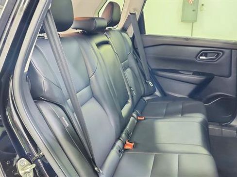 Certified 2023 Nissan Rogue SV w/ SV Premium B Package FWD image 27