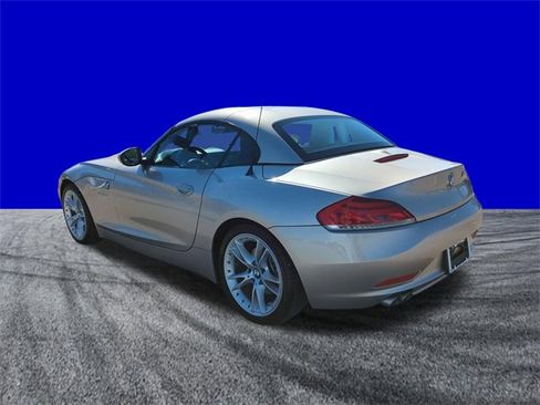 Used 2010 BMW Z4 sDrive30i image 6