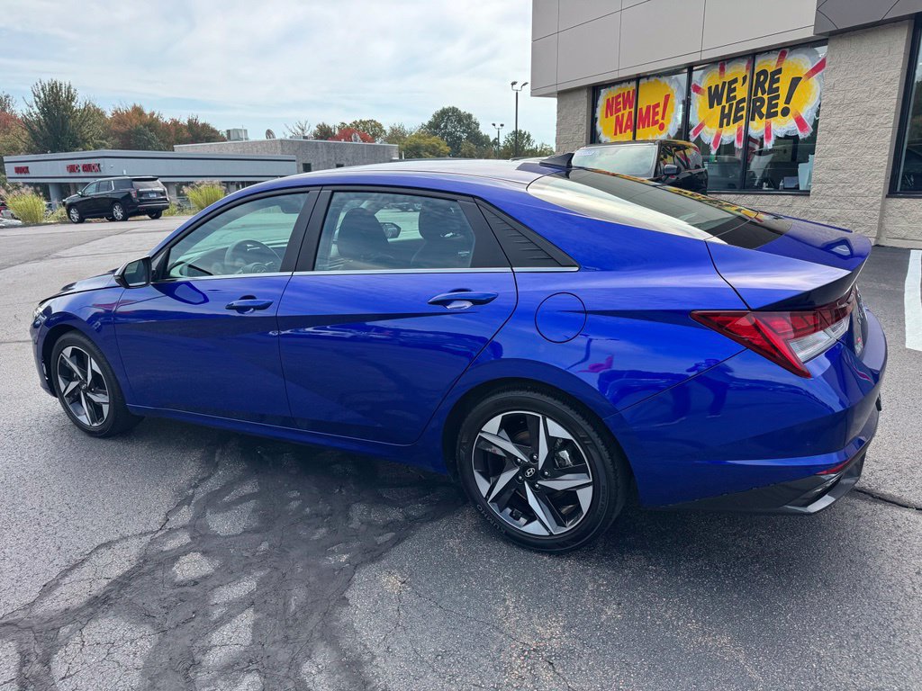 Used 2023 Hyundai Elantra Limited FWD image 7
