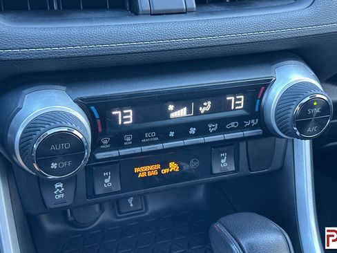 Used 2020 Toyota RAV4 XLE image 23