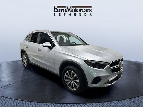 Used 2023 Mercedes-Benz GLC 300 4MATIC image 7