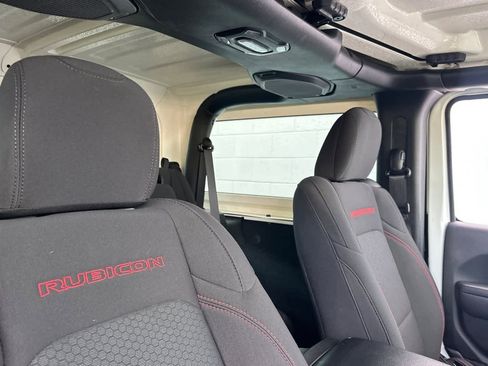 Used 2022 Jeep Wrangler Rubicon image 18