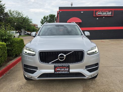 Used 2016 Volvo XC90 T6 Momentum w/ Momentum Plus Package AWD/4WD image 5