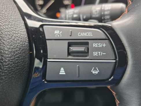 Used 2025 Honda Pilot Sport image 22