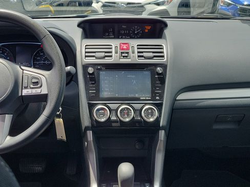 Used 2018 Subaru Forester 2.5i Premium AWD/4WD image 17