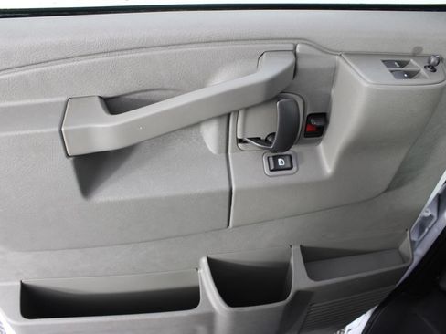 New 2026 Chevrolet Express 2500 RWD image 11