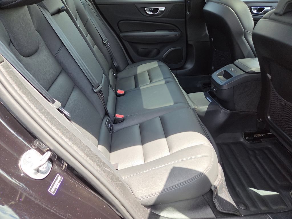 Used 2025 Volvo S60 B5 Plus AWD/4WD image 20