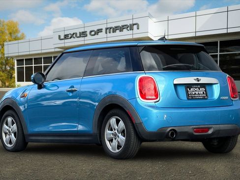 Used 2015 MINI Cooper 2-Door Hardtop image 3