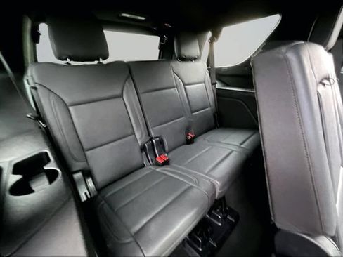 Used 2025 Chevrolet Tahoe LT AWD/4WD image 26