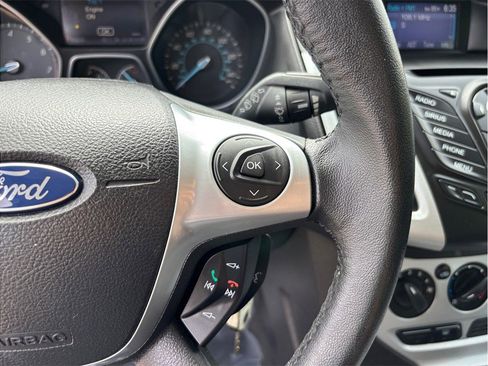 Used 2013 Ford Focus SE FWD image 21