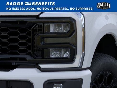 New 2026 Ford F250 Lariat w/ Black Appearance Package AWD/4WD image 19