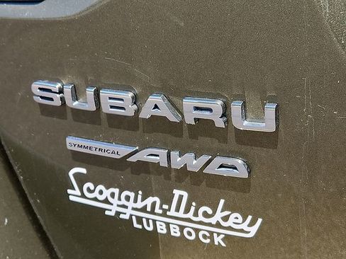 Certified 2025 Subaru Outback Limited AWD/4WD image 8