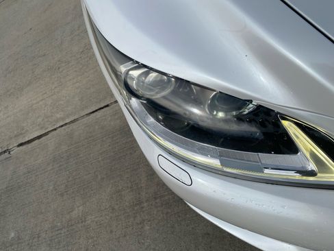 Used 2016 Lexus LS 460 image 28