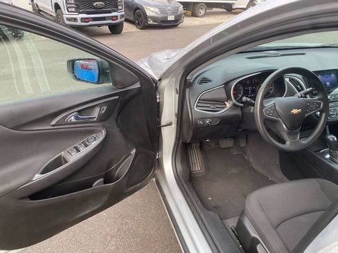 Used 2020 Chevrolet Malibu LS FWD image 10