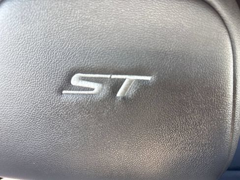 Used 2024 Buick Envista Sport Touring w/ Convenience I Package FWD image 30