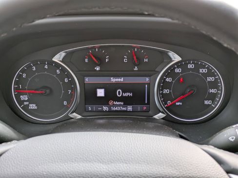 Certified 2023 GMC Acadia SLT w/ Preferred Package image 18