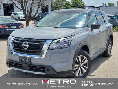 Used 2023 Nissan Pathfinder SL