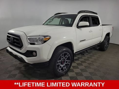 Used 2023 Toyota Tacoma SR5 RWD image 3
