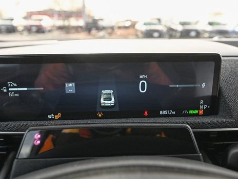 Certified 2025 Ford Mustang Mach-E Premium image 37