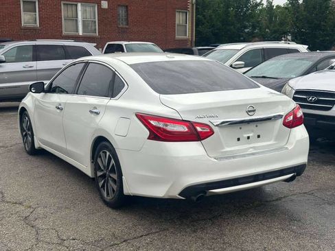 Used 2016 Nissan Altima 2.5 SL FWD image 6