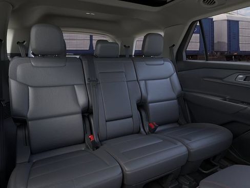 New 2026 Ford Explorer Active AWD/4WD image 11