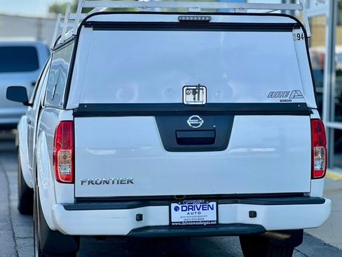 Used 2020 Nissan Frontier S RWD image 3