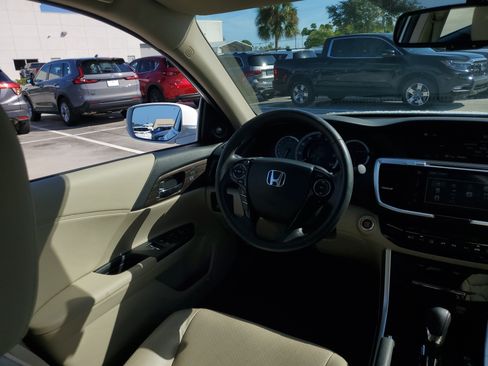 Used 2017 Honda Accord EX-L image 17