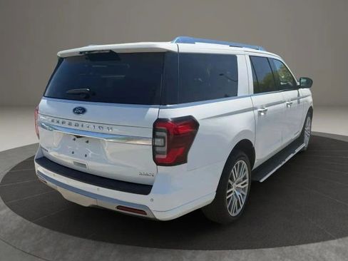 Used 2023 Ford Expedition Max Platinum AWD/4WD image 5