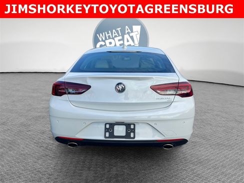 Used 2019 Buick Regal Essence w/ Driver Confidence Package I image 5