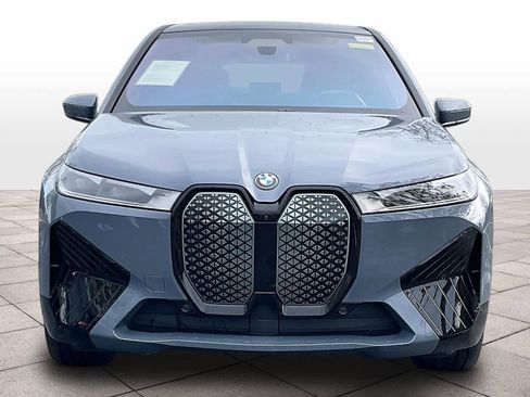 Used 2025 BMW iX xDrive50 image 3